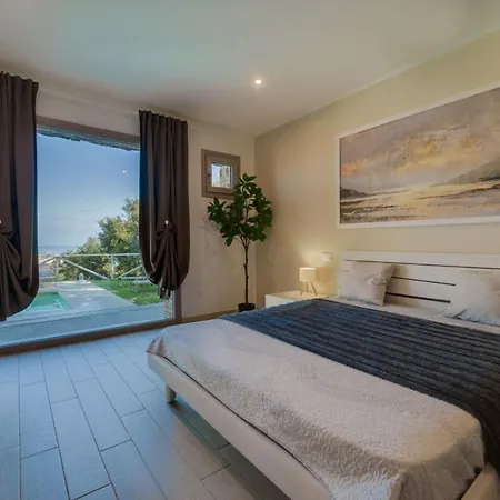 Luxury Liam With Pool And Sea View - Goelba *