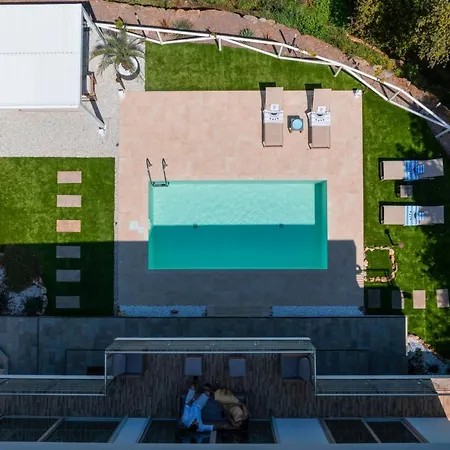 Villa Luxury Liam With Pool And Sea View - Goelba