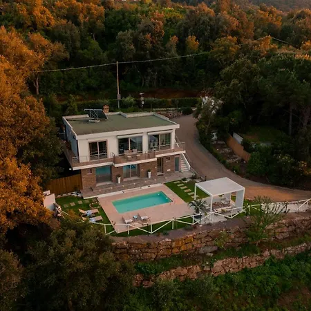 Luxury Liam With Pool And Sea View - Goelba *