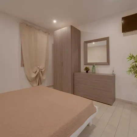 Luxury Liam With Pool And Sea View - Goelba *