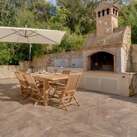 Luxury Liam With Pool And Sea View - Goelba Villa *